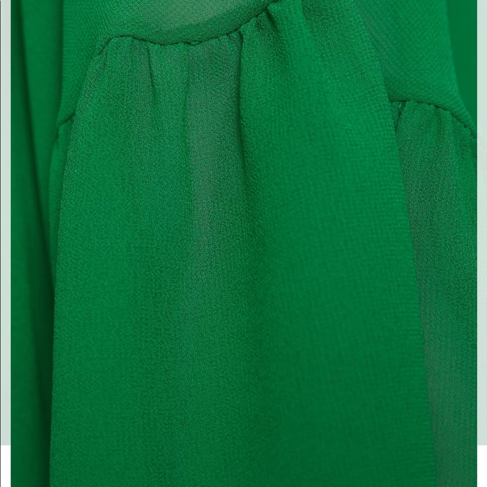 Zara Ruffled Flowy blouse - Picture 6 of 8